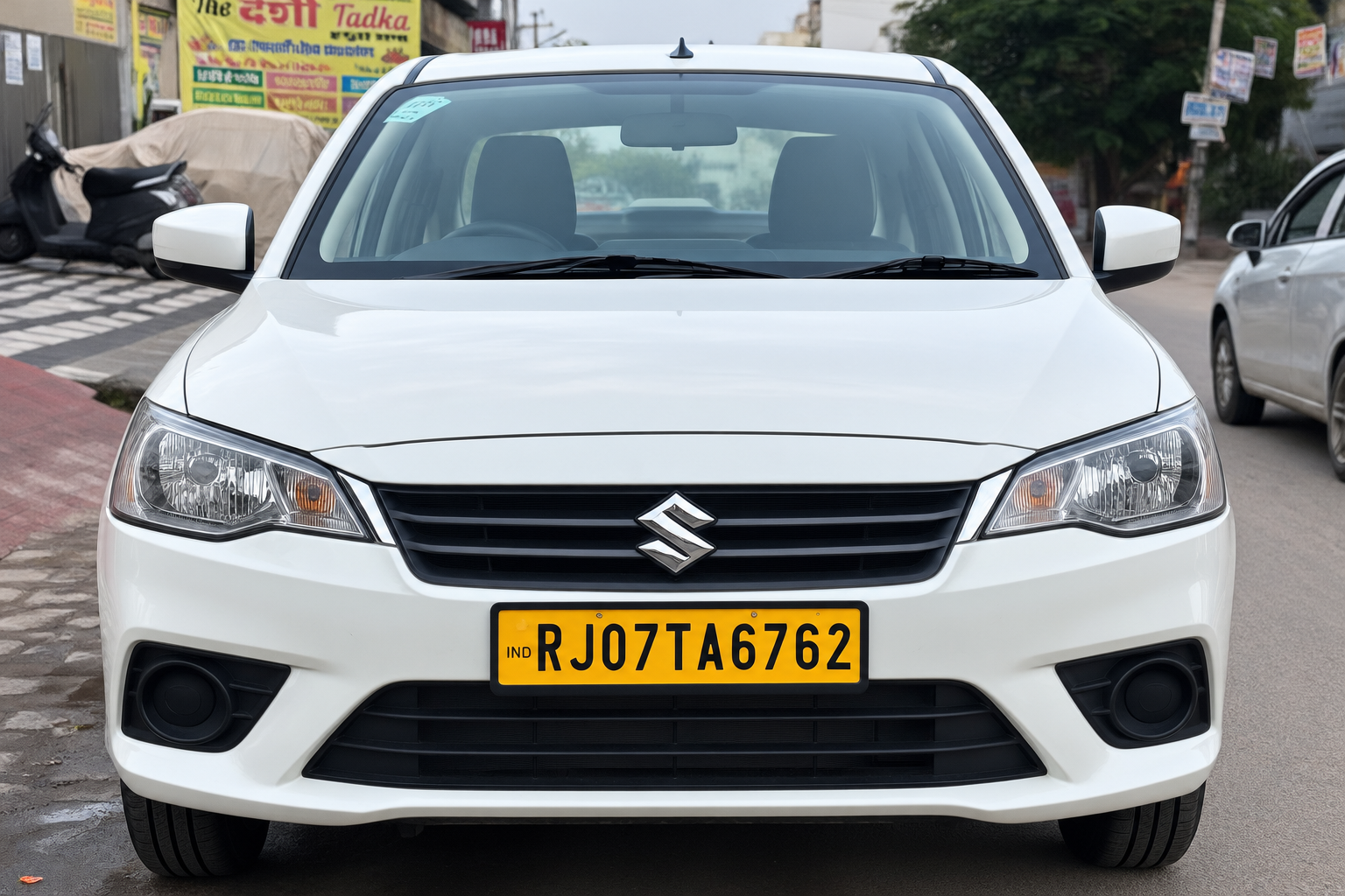 Sedan Taxi